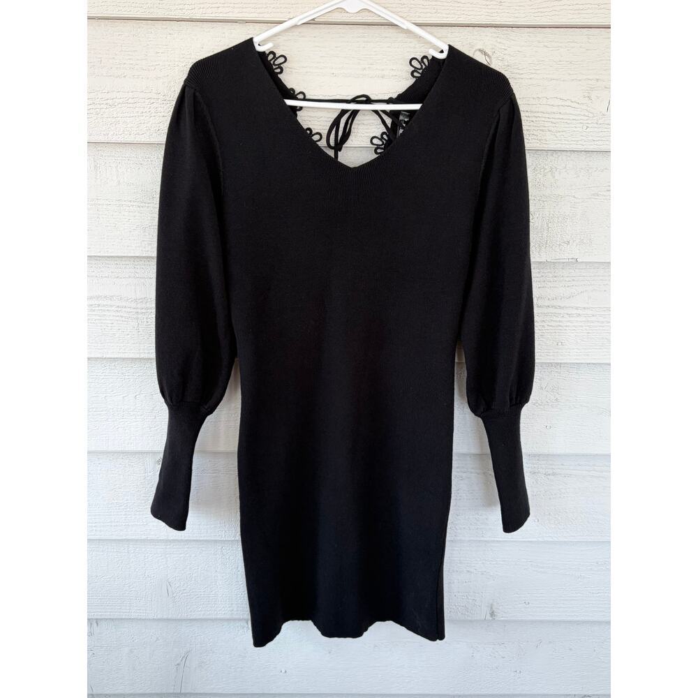*NWT* Flattering BTFBM Black Ribbed Knit Mini Dress Lace-Up Back Size M - Picture 3 of 9